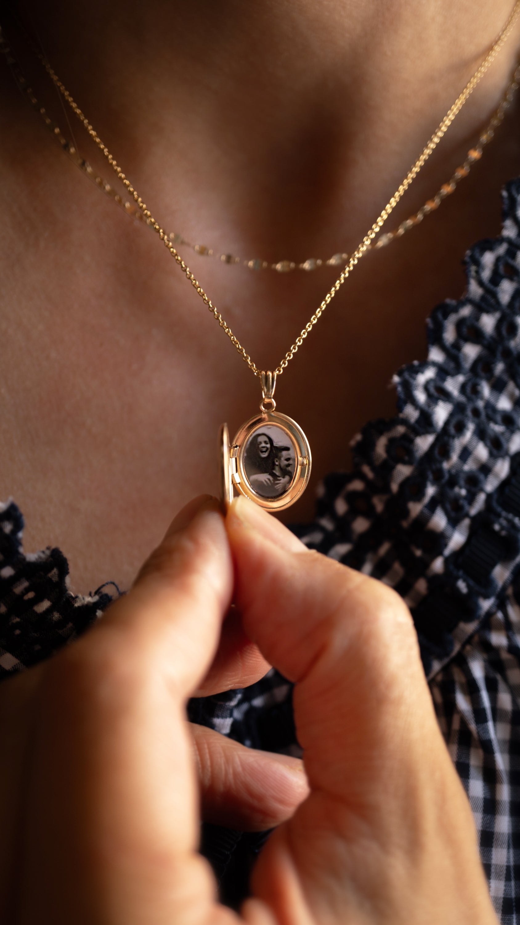 Front Row Locket Oval Lockets – Kindred Row