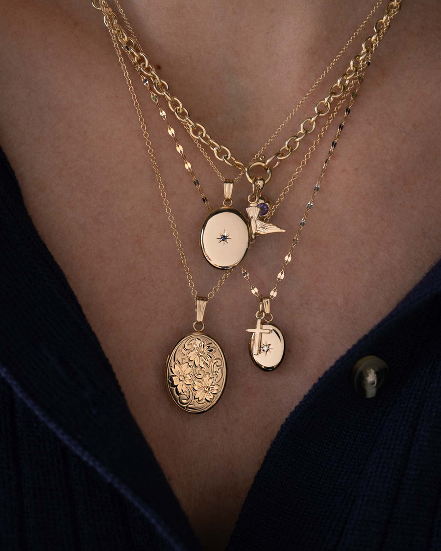 Petals Bloom Oval Locket Charm