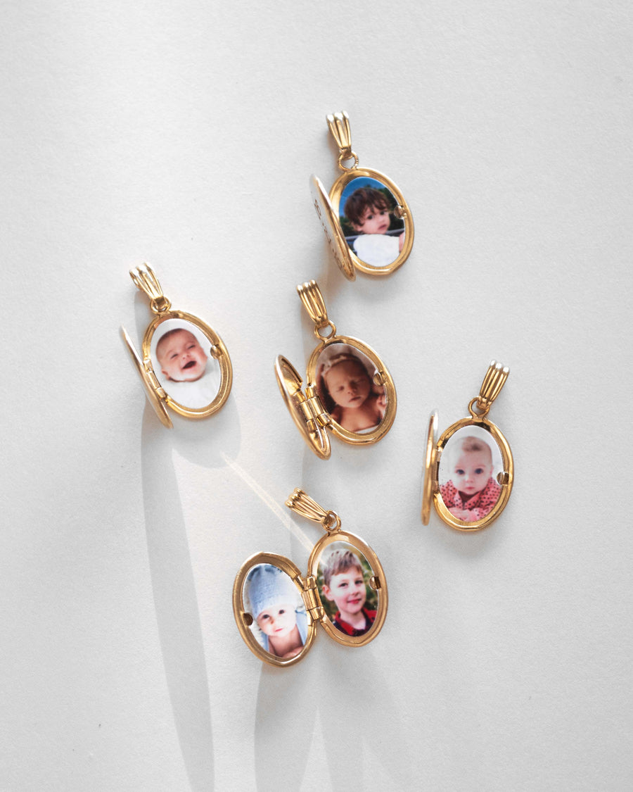 Birth Flower Oval Locket