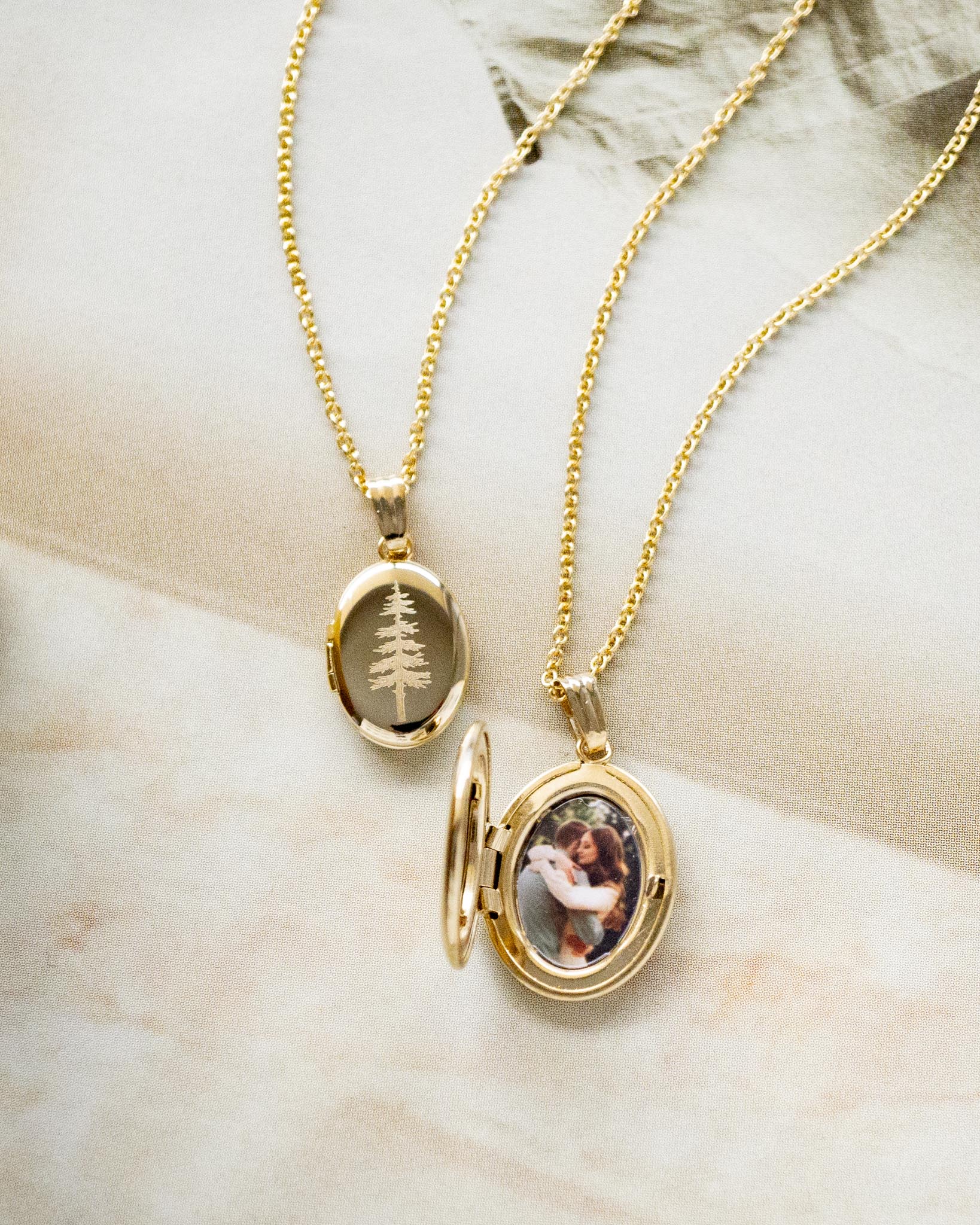 Pine Tree Evergreen Oval Locket – Kindred Row
